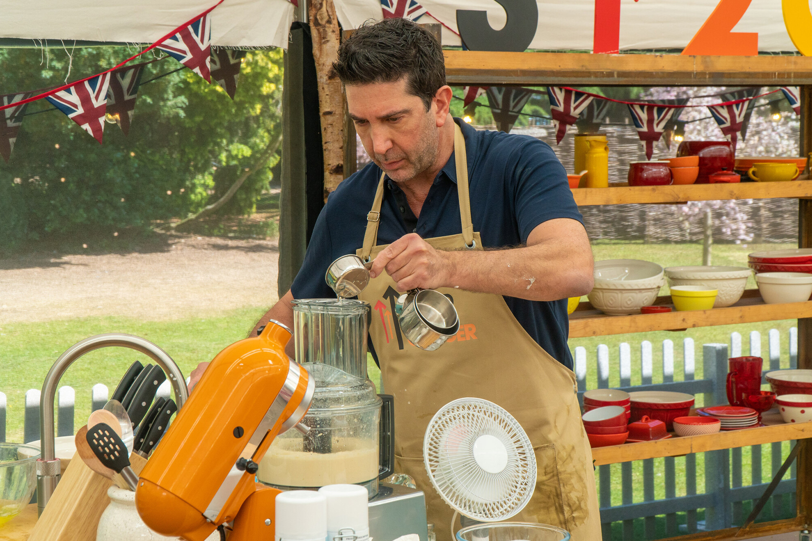 160800fe-329d-46b5-a03c-612a715b35eb