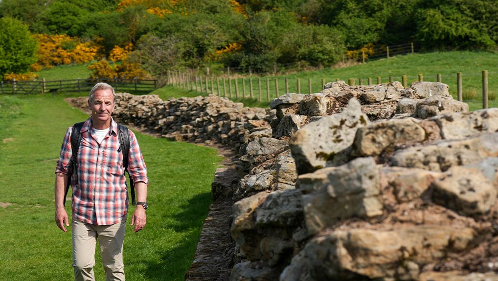 World's Most Amazing Walks with Robson Green