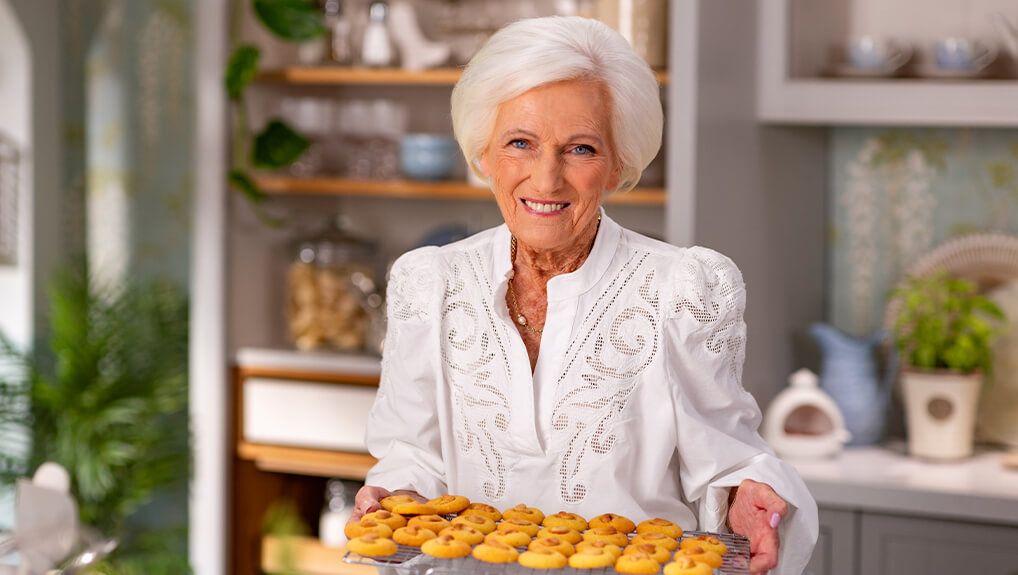 Mary Berry at 90 - S1