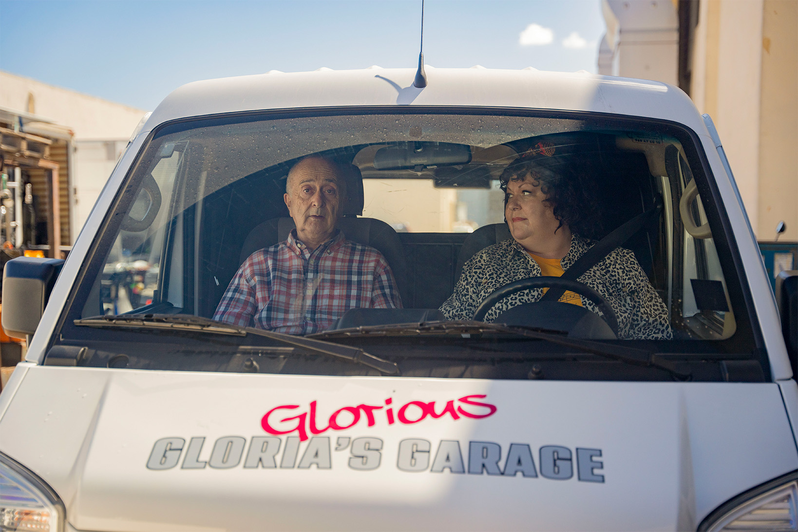 fd6d3f33-8357-4bf2-8e47-85d1d3fb07b8